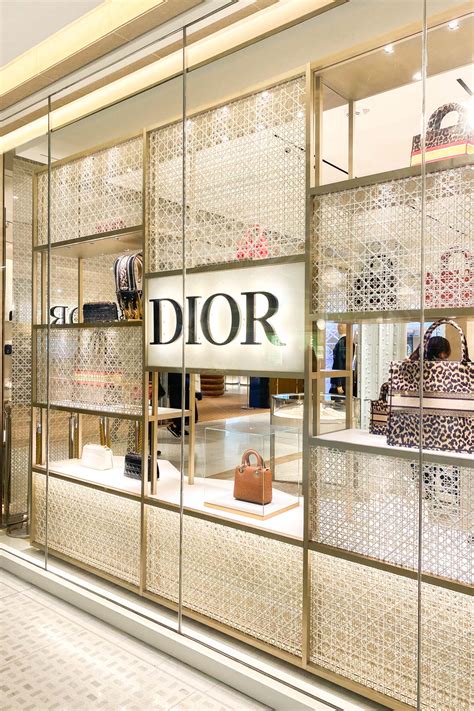 christian dior shop paris